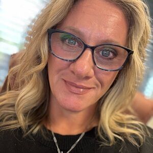 Meet your Posher, Chandra